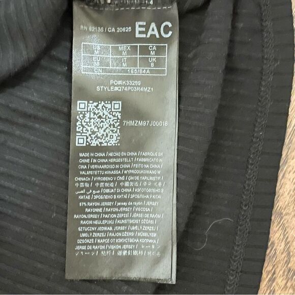 Guess Sleeveless Choker Ribbed Top 1/2 Zipper Front Black Size Medium - Picture 8 of 12